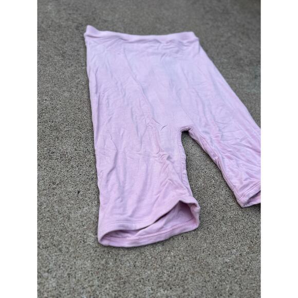 NEW Oh Polly Light Pink Scrunch Butt Athletic Biker Shorts Size 6 - Picture 2 of 5